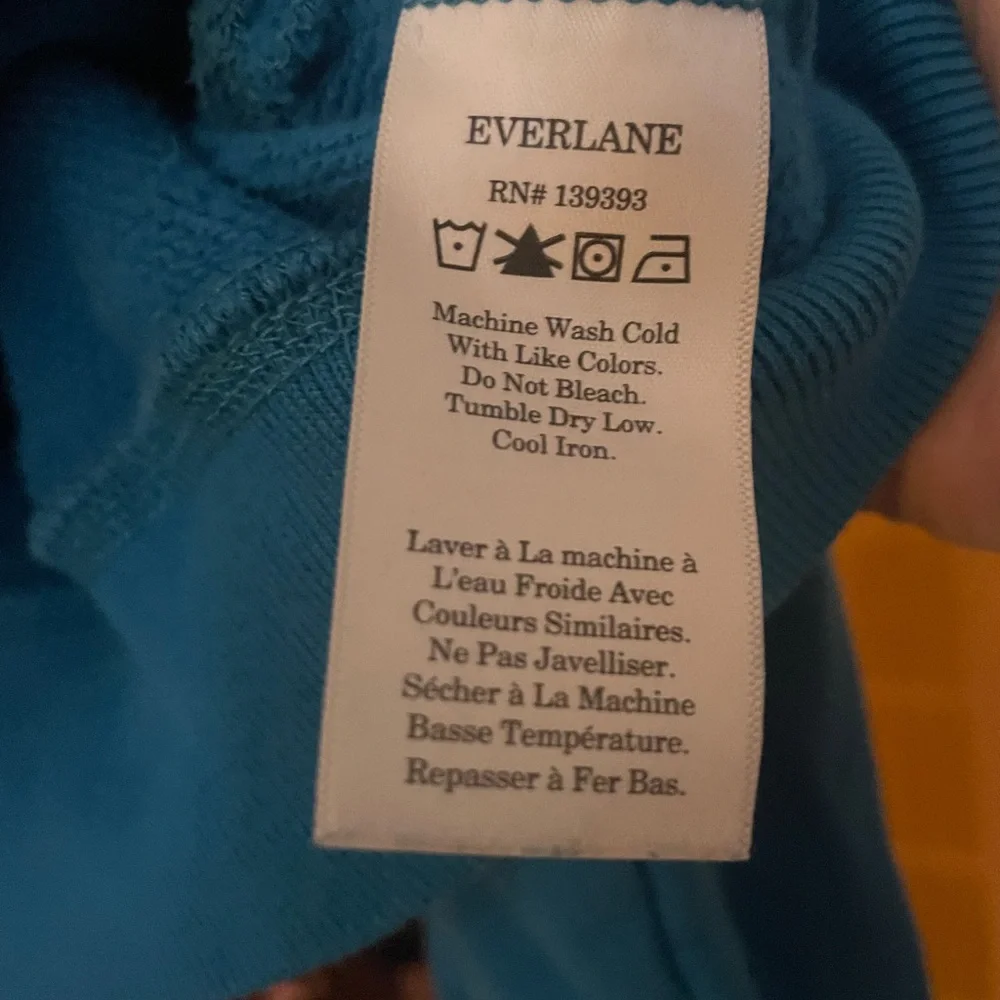 Everlane Cropped Sweatshirt Aqua Blue - Picture 3 of 5
